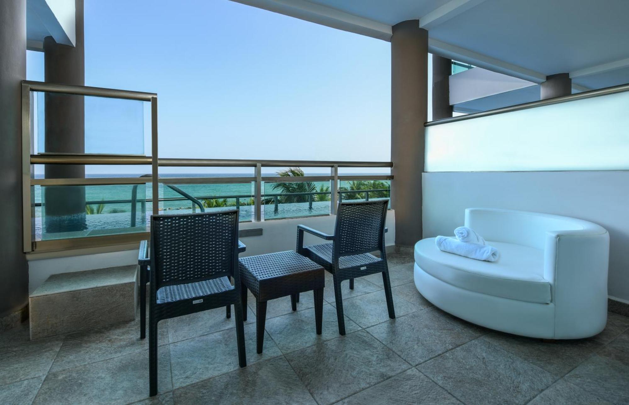 Generations Riviera Maya Family Resort Catamaran, Water Park & More Inclusive Puerto Morelos Buitenkant foto
